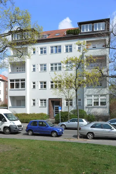 Wohnung ganz oben mit schöner Terrasse - ohne Aufzug! — photo 1
